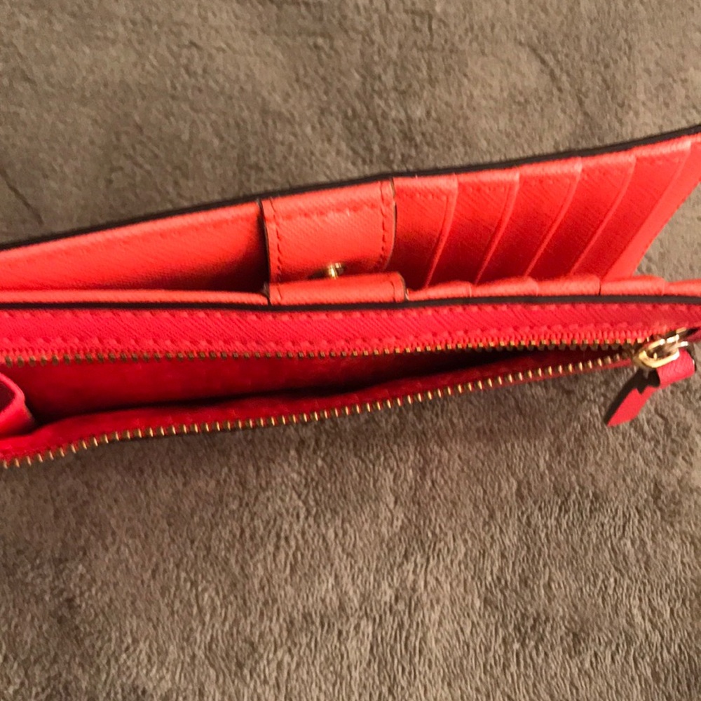 Kate Spade Wallet - Picture 7 of 7